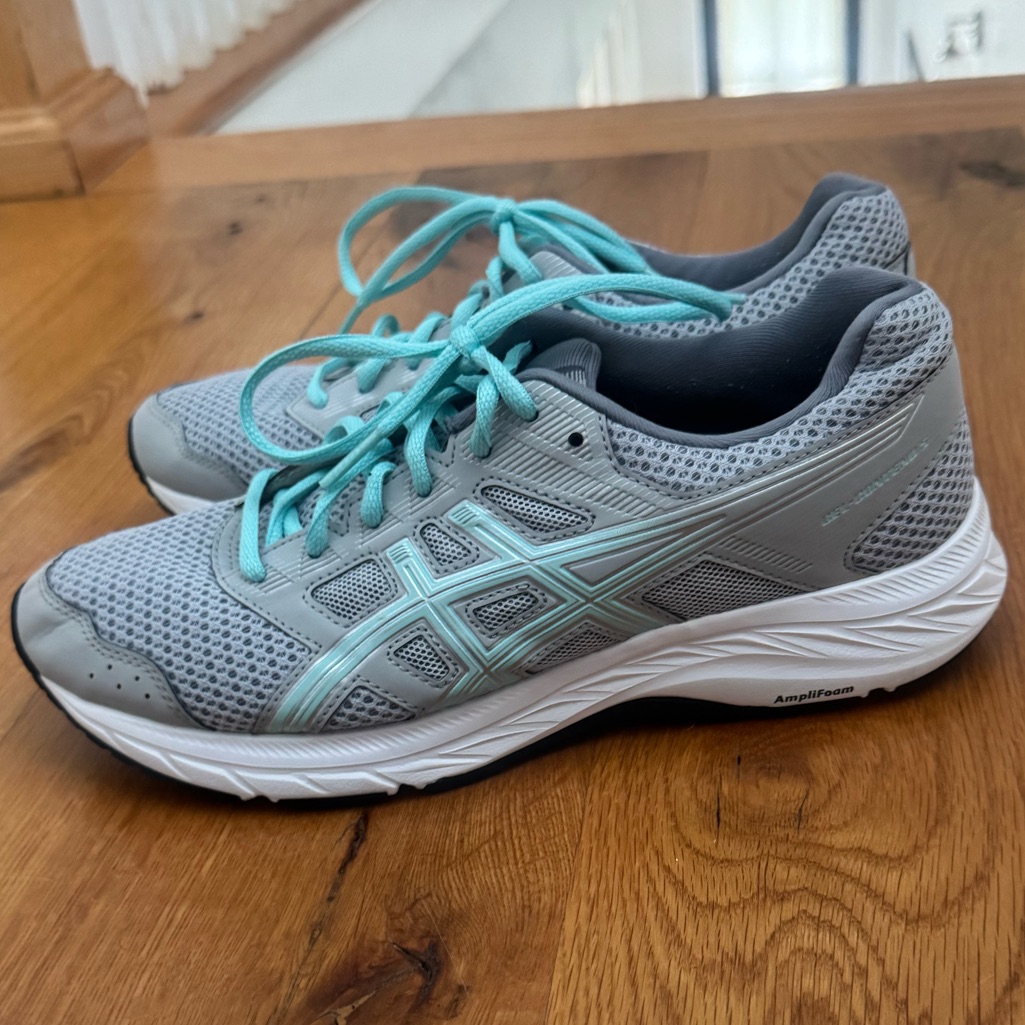 Women's Gray And Teal Running Shoes Asics
